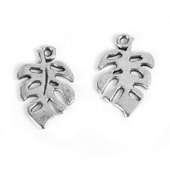 🔴 5 for $10 ONE Leaf Pendant/Charm - Silver Tone - Picture 3 of 5